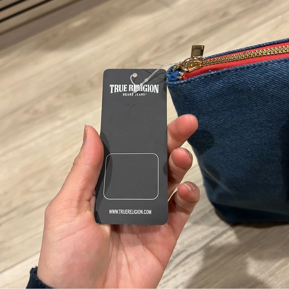 NWT True Religion Denim Blue Makeup Bag - Picture 4 of 8